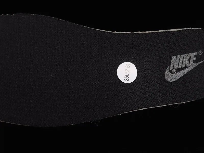 All Categories Nk SB Dunk Series Nk SB Dunk Low Low-top Sneakers Nk Dunk Low Punk Style Back to the Future Customized version of deconstructed strap casual sneakers DJ6188-002